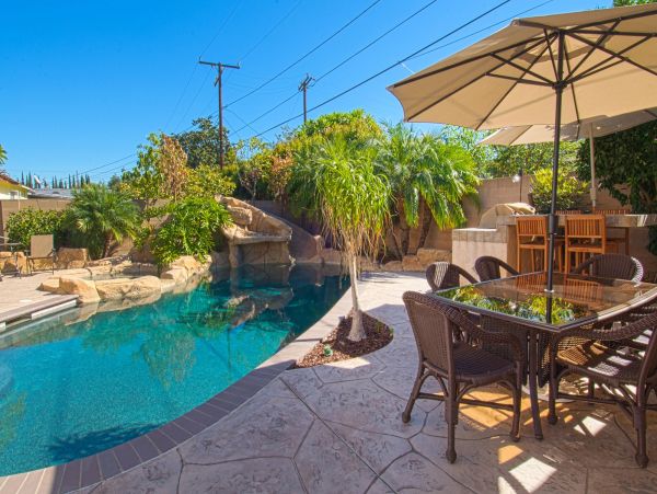 Anaheim Home 991178