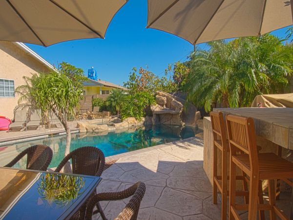 Anaheim Home 991178