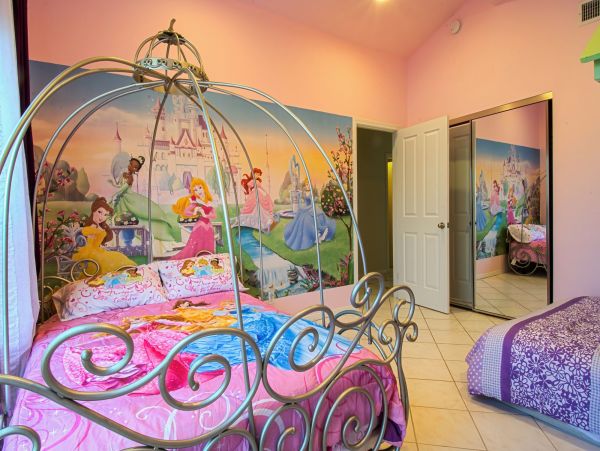 Anaheim Home 991178