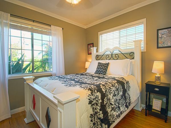 Anaheim Home 991178