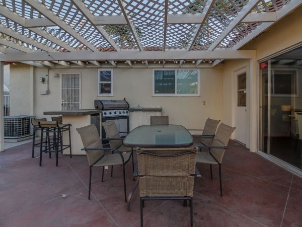 Anaheim Home 991179