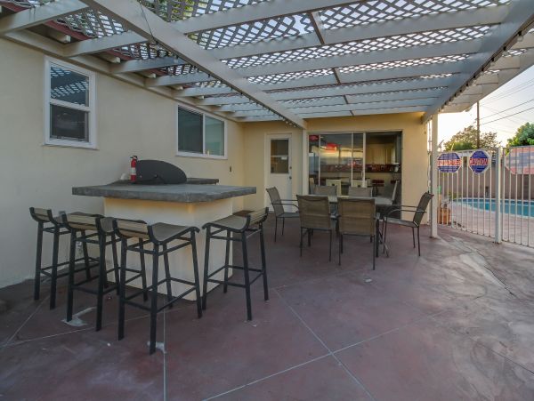 Anaheim Home 991179