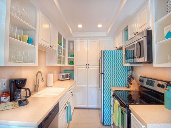 Beautiful Anaheim 3 Bedroom Condo with Communal Pool