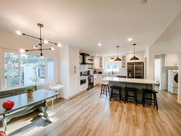 Anaheim Home 991182