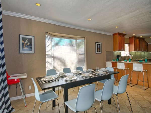 Anaheim Home 991183