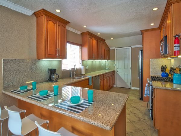 Anaheim Home 991183