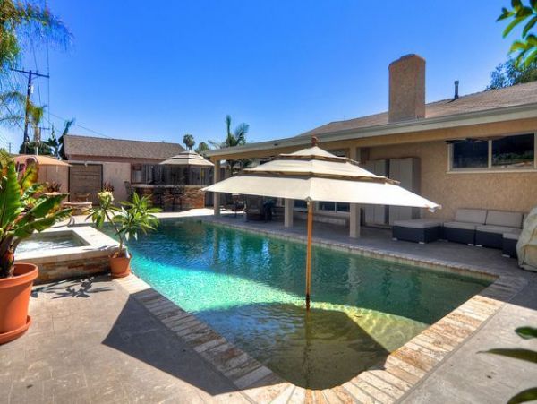 Anaheim Home 991183