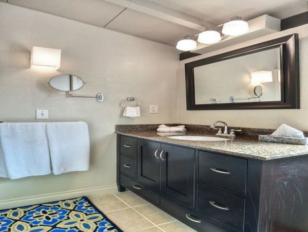 Anaheim Condo 991188