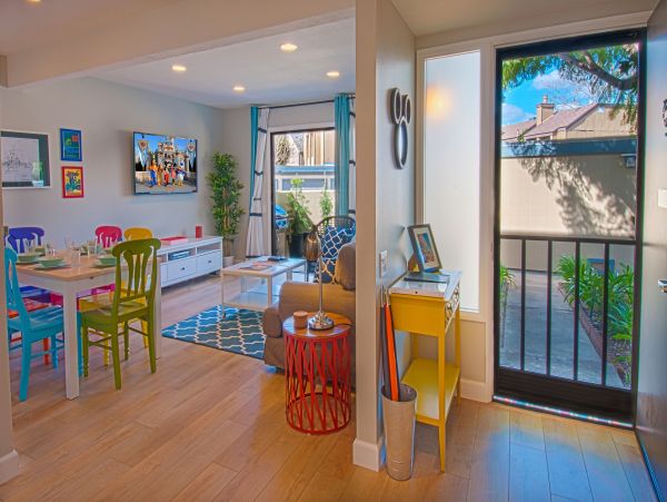 Anaheim Condo 991191