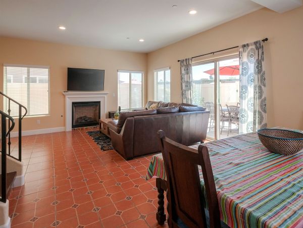 Anaheim Condo 991192