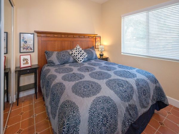 Anaheim Condo 991192