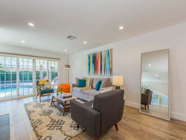 Anaheim 4 Bedroom Home with Pool & Game Room