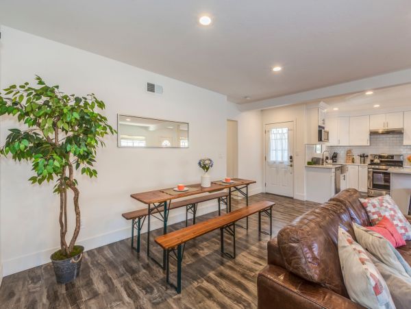 Anaheim Condo 991196