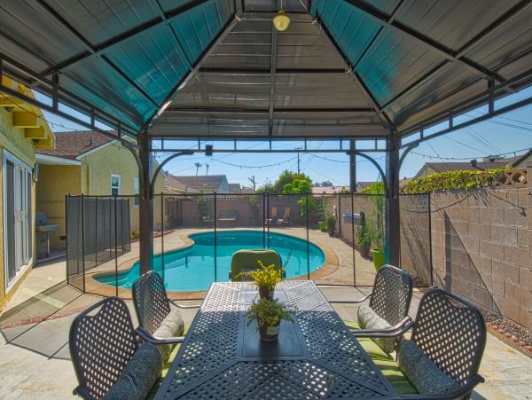 Anaheim Condo 991200