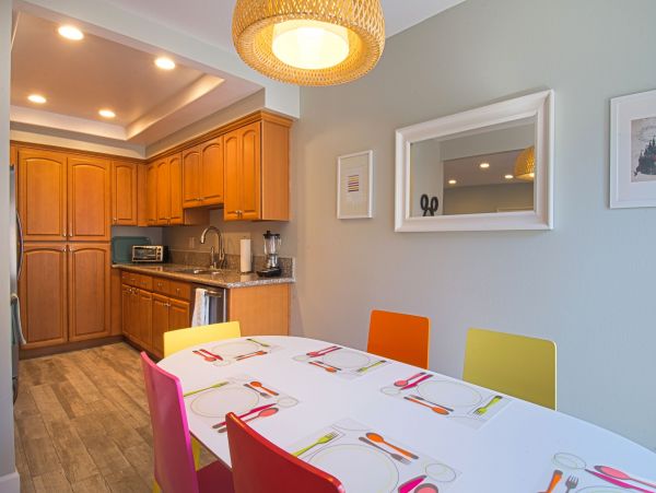 Anaheim Condo 991203