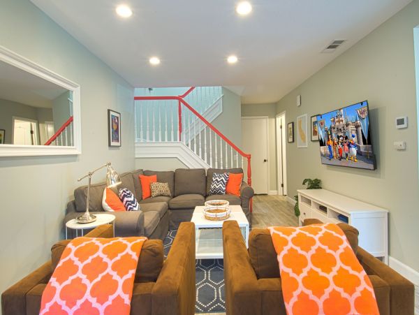 Anaheim Condo 991203