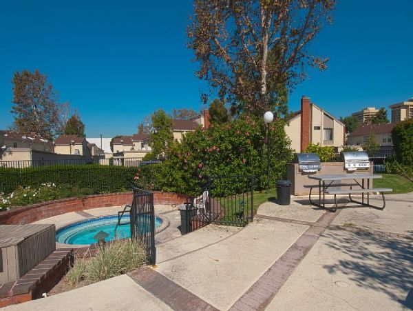 Anaheim Condo 991203