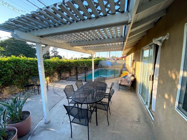 Anaheim Home 991204