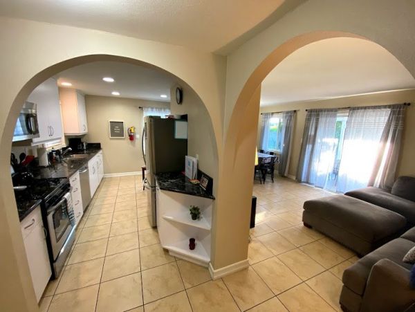 Anaheim Home 991204