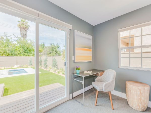 Luxury Anaheim 5 Bedroom Pool House
