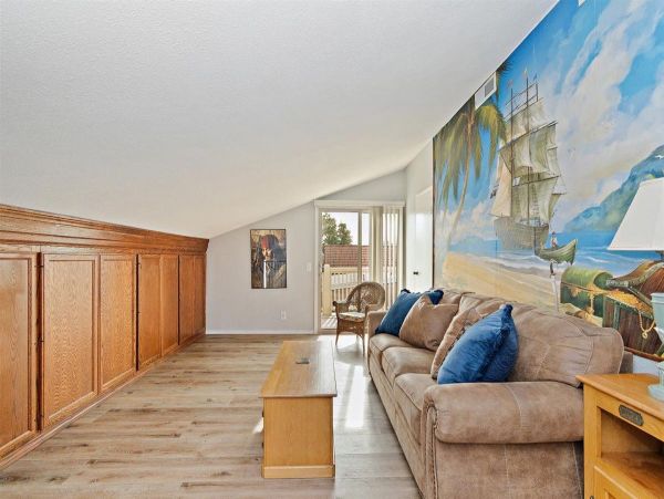 Anaheim Home 991206
