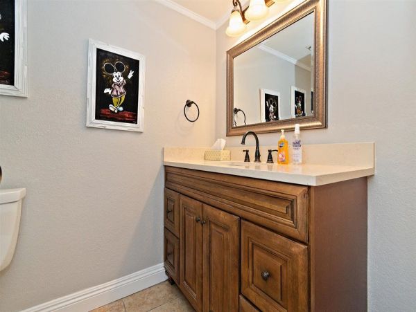 Anaheim Home 991206