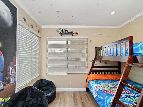 Anaheim Home 991206