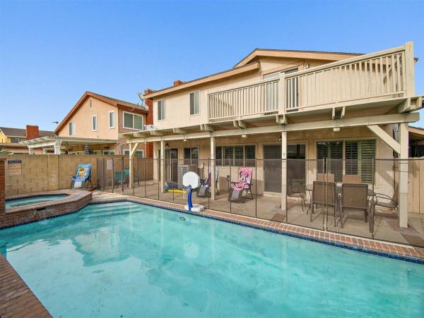 Anaheim Home 991206