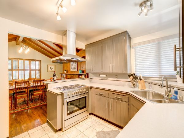 Anaheim Home 991207
