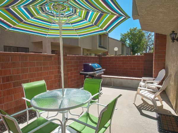 Anaheim Condo 991210