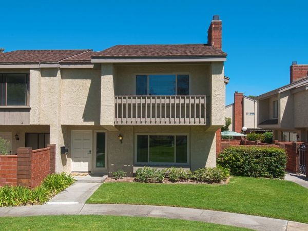 Anaheim Condo 991210