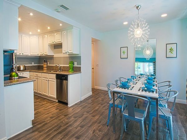 Anaheim Condo 991210