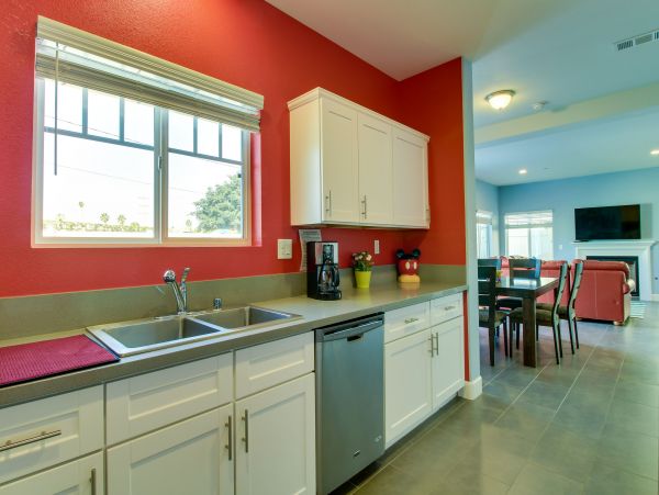 Anaheim Condo 991211