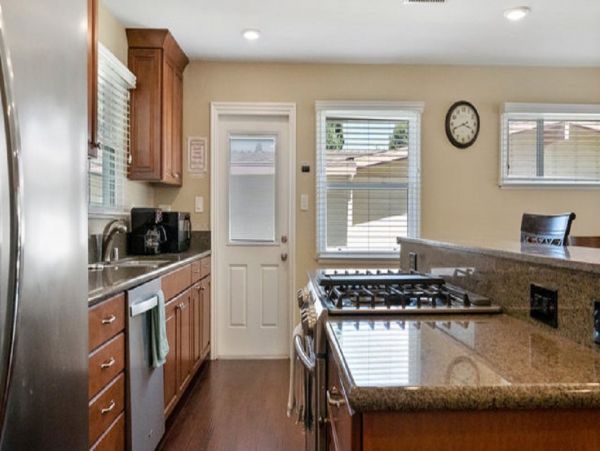 Anaheim Home 991213
