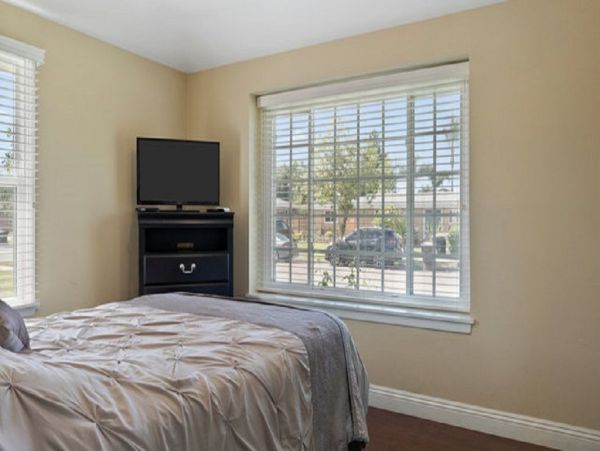 Anaheim Home 991213