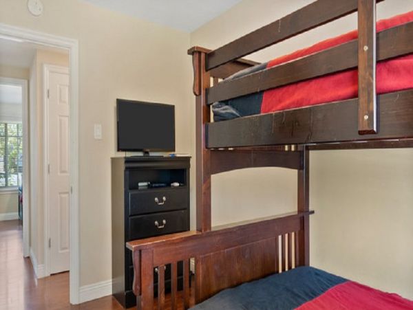 Anaheim Home 991213