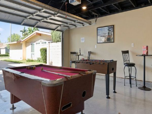 Anaheim Home 991213