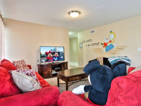 Anaheim Home 991214
