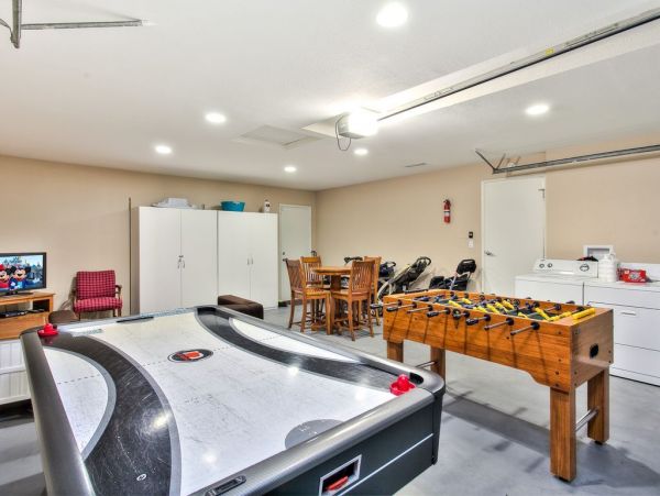 Anaheim Home 991214