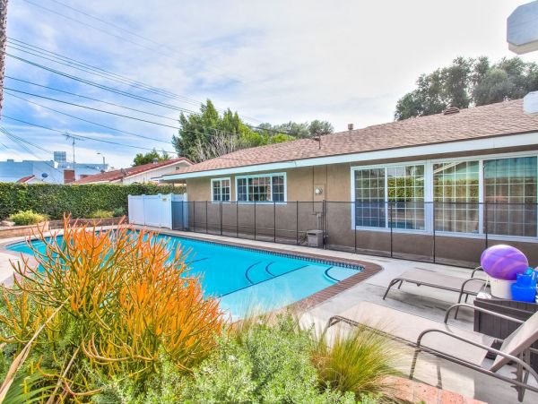 Anaheim Home 991214