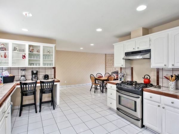 Anaheim Home 991214