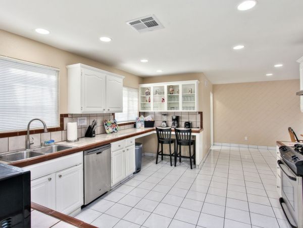 Anaheim Home 991214