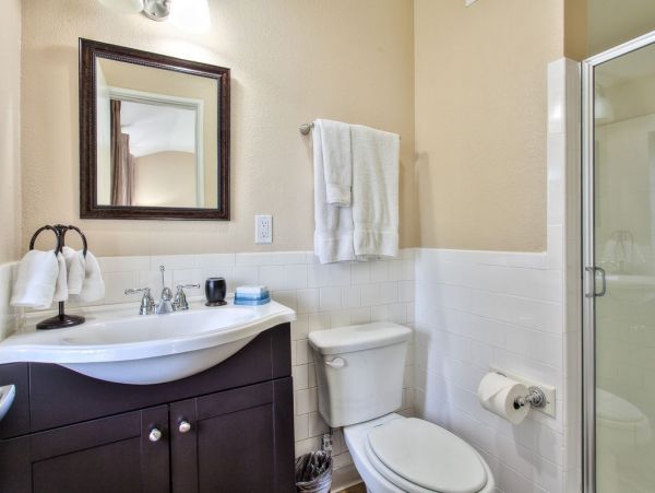 Anaheim Home 991214