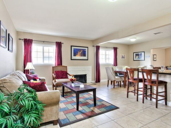 Anaheim Home 991215
