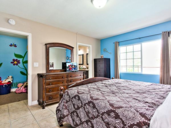 Anaheim Home 991215