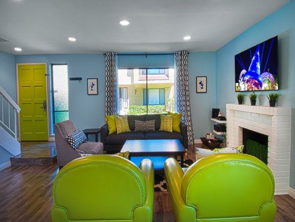 Anaheim Home 991216