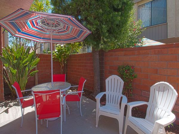 Anaheim Home 991216