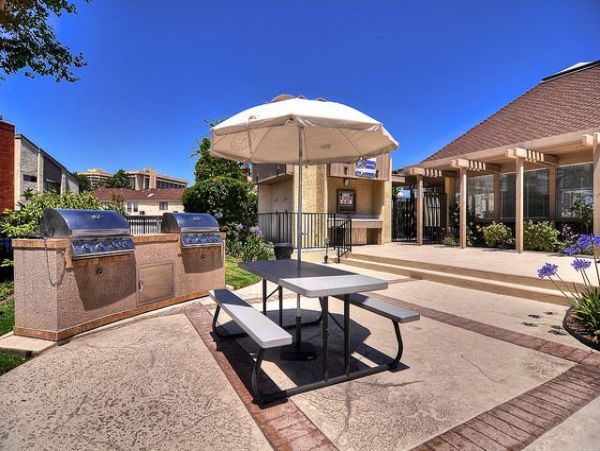 Anaheim Condo 991218