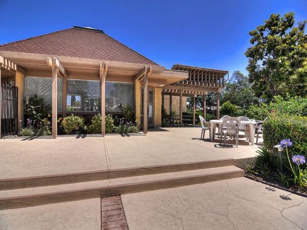 Anaheim Condo 991218
