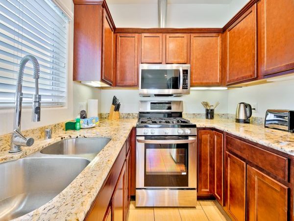 Anaheim Home 991219